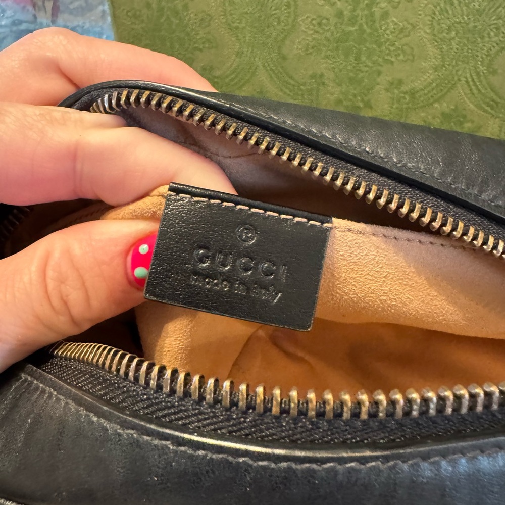 Gucci Black and Gold Women's Bag - Picture 7 of 9